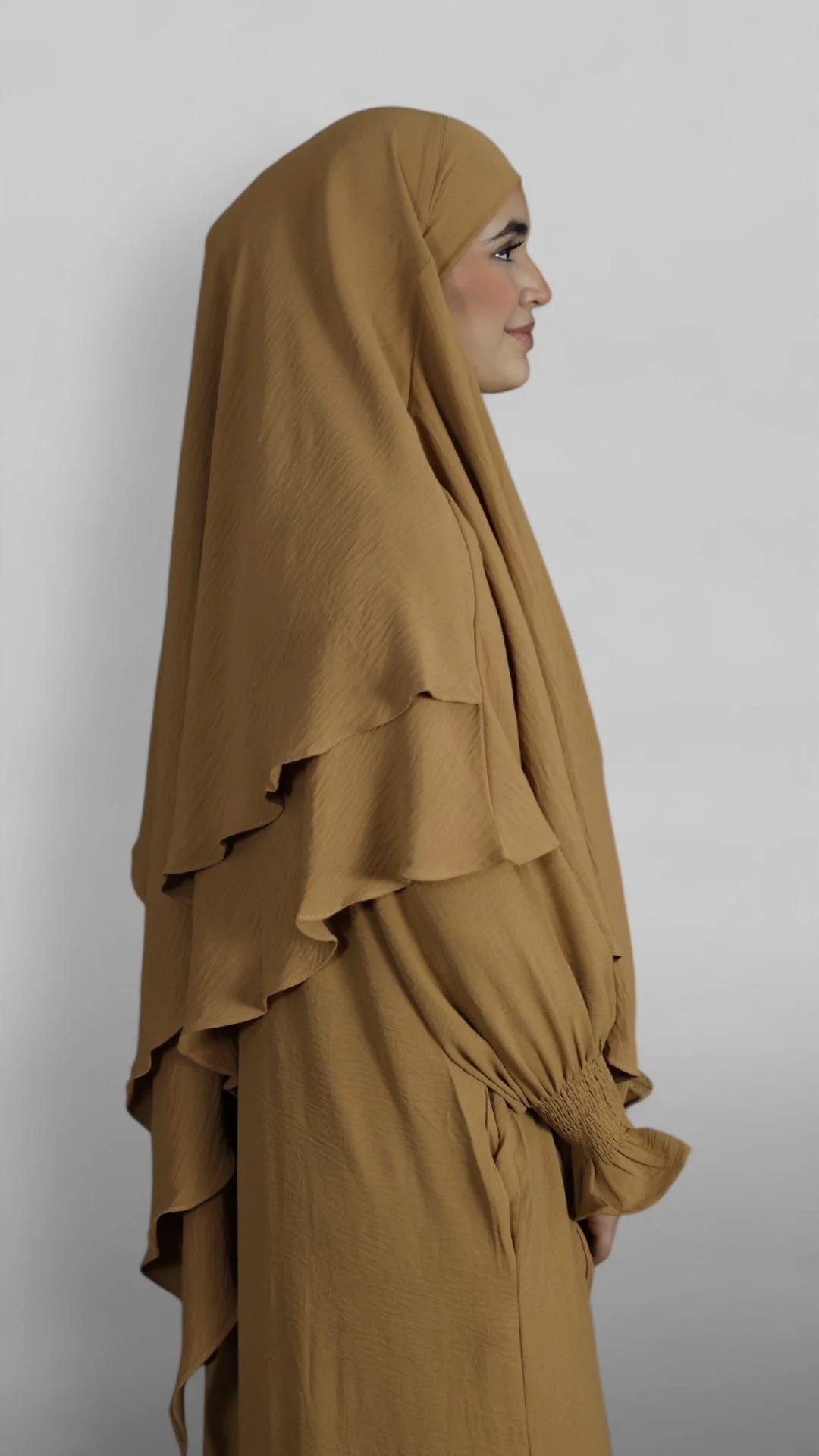 Crinkle Tie-back Khimar 2-lag (Caramel) - Image 8