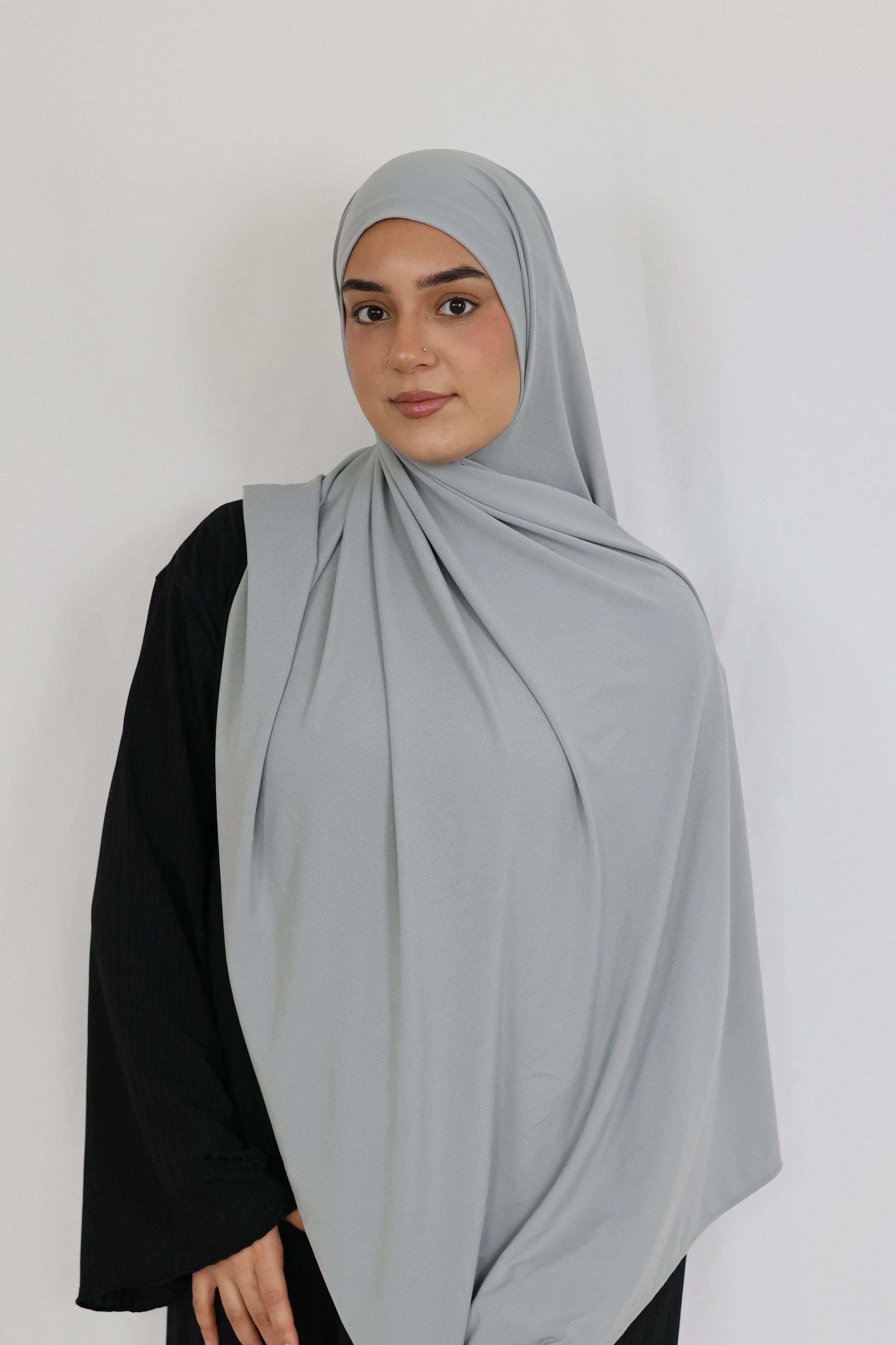 Refined Plain Liquid Jersey (Platin) - Image 6